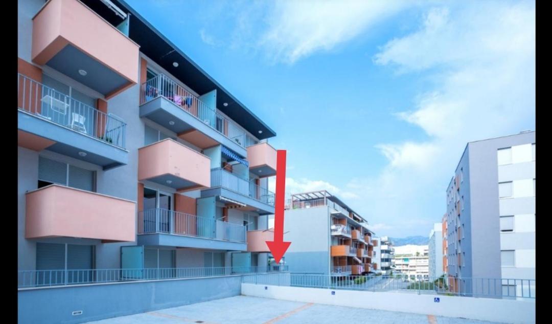 Studio Teuta - Private Parking Split Exteriör bild