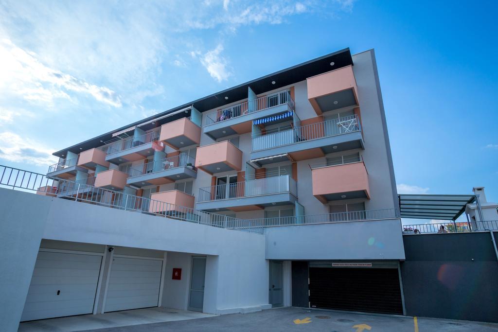 Studio Teuta - Private Parking Split Exteriör bild